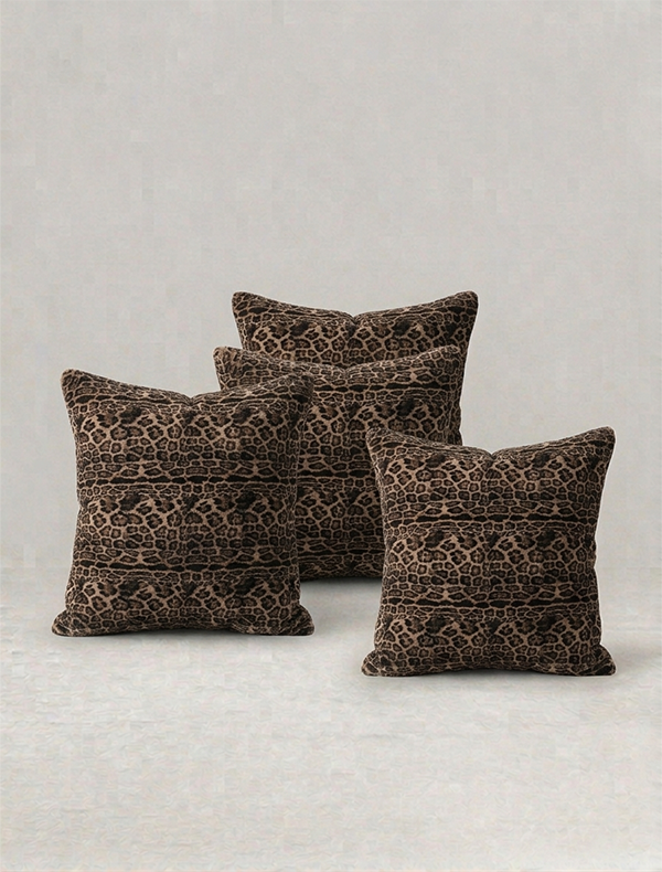 وسادة ديكور - تصميم سفاري